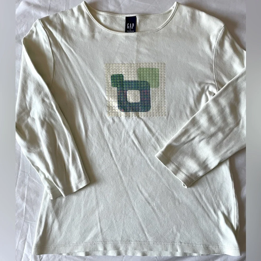 Fun Geometric Embellished Top - Picture 1 of 2